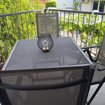 Apartmani Zoric ヴォディツェ 部屋 写真