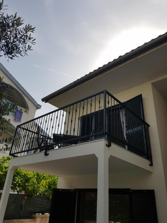 Apartmani Zoric ヴォディツェ 部屋 写真