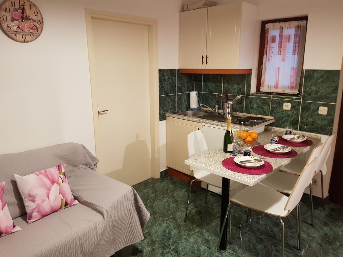 Apartmani Zoric ヴォディツェ エクステリア 写真